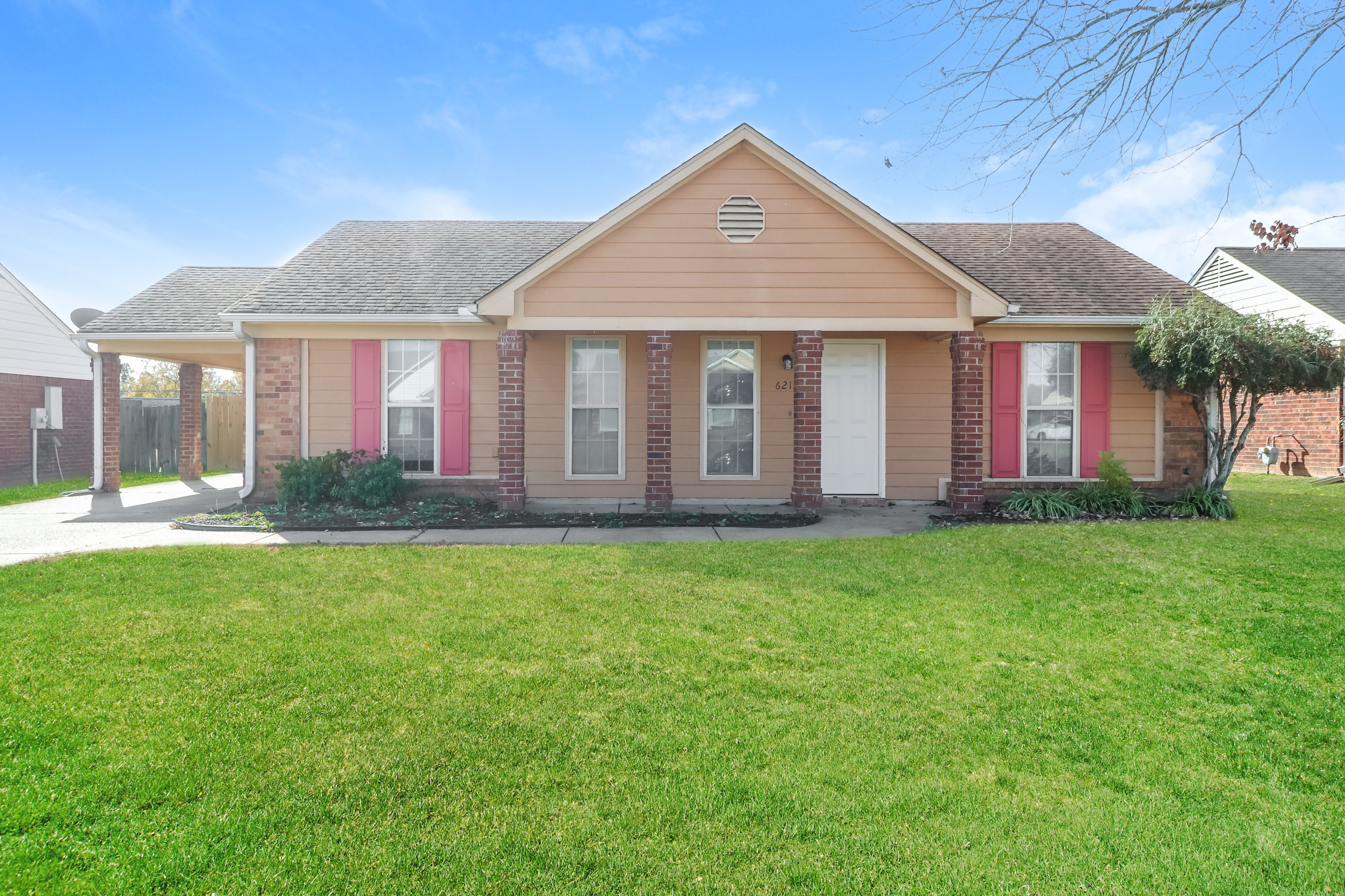 6213 Magnolia Lakes Dr OLIVE BRANCH, MS 38654